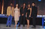 Ileana D_Cruz, Shahid Kapoor, Madhuri, Remo, Karan on the sets of Jhalak 6 in Mumbai on 27th Aug 2013,1 (105).JPG