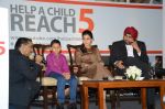 Kajol at Help a child campaign in Mumbai on 27th Aug 2013 (6).JPG