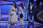 Parineeti Chopra, Sushant Singh Rajput, Vaani Kapoor on the sets of DID in Mumbai on 27th Aug 2013 (75).JPG