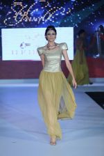 Model walks for Riddhi-Siddhi at The Style Walk at LFW 2013 Day 6 in Grand Haytt, Mumbai on 28th Aug 2013 (382).JPG