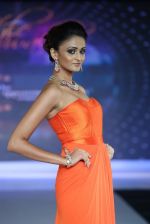 Model walks for Riddhi-Siddhi at The Style Walk at LFW 2013 Day 6 in Grand Haytt, Mumbai on 28th Aug 2013 (429).JPG