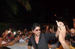 Shahrukh Khan at Sachin Ahir_s dahi handi in worli, Mumbai on 29th Aug 2013 (29).JPG