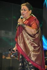 Usha Uthup at Sachin Ahir_s dahi handi in worli, Mumbai on 29th Aug 2013 (42).JPG