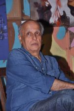 Mahesh Bhatt at Burmese exhibition for friend Gaurav Yadav in Elphinstone, Mumbai on 1st Sept 2013 (112).JPG