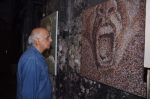 Mahesh Bhatt at Burmese exhibition for friend Gaurav Yadav in Elphinstone, Mumbai on 1st Sept 2013 (126).JPG