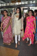 Shriya Saran at Inner Wheel meet in Heera Panna Mall, Mumbai on 1st Sept 2013 (77).JPG
