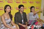 Vaani Kapoor, Sushant Singh Rajput and Parineeti Chopra at Radio Mirchi studio for promotion of Suddh Desi Romance in Mumbai on 2nd Sept 2013 (26).JPG