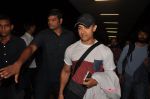 Aamir Khan returns from Sydney in Mumbai Airport on 7th Sept 2013 (8).JPG