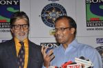 Amitabh Bachchan on the sets of KBC in Mumbai on 7th Sept 2013 (50).JPG
