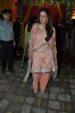 Pria Kataria Puri at Arpita_s Ganpati celebrations in Mumbai on 9th Sept 2013 (109).JPG