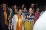 Arpita Khan at Salman Khan_s Ganesha Visarjan in Mumbai on 10th Sept 2013 (76).JPG
