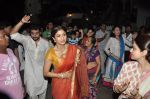 Shilpa Shetty_s Ganesha Visarjan in Mumbai on 10th Sept 2013 (57).JPG