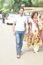 at Salman Khan_s Ganesha Visarjan in Mumbai on 10th Sept 2013 (9).JPG