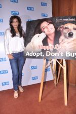 Raveena Tandon Launch New PETA Campaign in Mumbai on 12th Sept 2013 (21).JPG