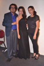 Shazahn Padamsee, Alyque Padamsee, Sharon Prabhakar at Fashion Show of Label Madame at Hotel Lalit in Mumbai on 12th Sept 2013 (202).JPG