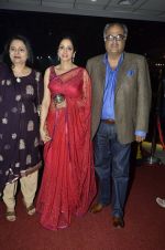 Sridevi, Boney Kapoor at South Indian International Movie Awards 2013 Red Carpet Day 2 on 12th Sept 2013(222).JPG