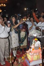 Priyanka Chopra visit Andheri Cha Raja in Mumbai on 14th Sept 2013 (114).JPG
