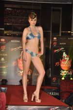 Model walk the ramp at Miss Maxim Bikini show in Mumbai on 15th Sept 2013 (159).JPG
