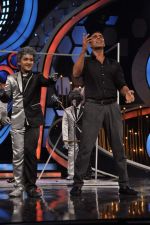 Akshay Kumar on the sets of ZEE DID in Famous, Mumbai on 16th Sept 2013 (34).JPG