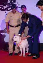 Amitabh Bachchan at Pawsitive People_s Awards in Mumbai on 22nd Sept 2013 (58).JPG