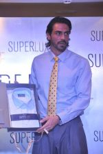 Arjun Rampal promotes Arrow shirts in Mumbai on 24th Sept 2014 (96).JPG