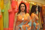 Hema Malini at Neeta Lulla_s store in Santacruz, Mumbai on 26th Sept 2013 (29).JPG
