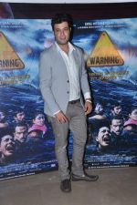 Varun Sharma at Warning film premiere in PVR, Juhu, Mumbai on 26th Sept 2013 (72).JPG
