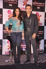 Mallika Sherawat, Rohit Roy at preview of Life Ok Bachelorette India launch in Trident, Mumbai on 3rd Oct 2013 (6).JPG