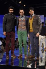 Abhay Deol, Siddharth Malhotra, Aditya Roy Kapur at Blackberry night in Mumbai on 4th Oct 2013 (186).JPG