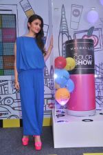 Alia Bhatt launches Maybelline_s new color range in Phoenix Mills, Mumbai on 5th Oct 2013 (33).JPG