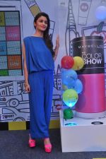 Alia Bhatt launches Maybelline_s new color range in Phoenix Mills, Mumbai on 5th Oct 2013 (36).JPG
