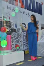 Alia Bhatt launches Maybelline_s new color range in Phoenix Mills, Mumbai on 5th Oct 2013 (42).JPG