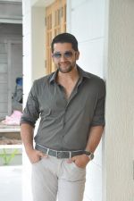 Aftab Shivdasani at a real estate project launch in Khapoli, Mumbai on 6th Oct 2013 (5).JPG