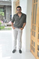 Aftab Shivdasani at a real estate project launch in Khapoli, Mumbai on 6th Oct 2013 (8).JPG