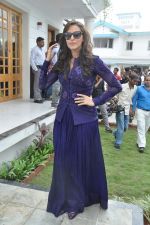 Neha Dhupia at a real estate project launch in Khapoli, Mumbai on 6th Oct 2013 (60).JPG