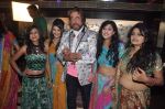 Shakti Kapoor on the sets of Mumbai can_t dance saala in Santacruz, Mumbai on 7th Oct 2013 (13).JPG
