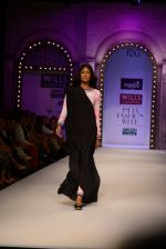 Model walk the ramp for Masaba Gupta_s show at the Day 1 on WIFW 2014 on 9th Oct 2013 (201).JPG