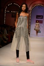 Model walk the ramp for Masaba Gupta_s show at the Day 1 on WIFW 2014 on 9th Oct 2013 (296).JPG