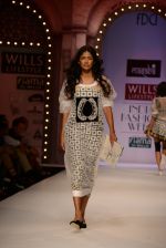 Model walk the ramp for Masaba Gupta_s show at the Day 1 on WIFW 2014 on 9th Oct 2013 (303).JPG