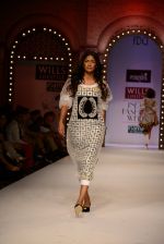 Model walk the ramp for Masaba Gupta_s show at the Day 1 on WIFW 2014 on 9th Oct 2013 (304).JPG