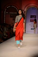 Model walk the ramp for Masaba Gupta_s show at the Day 1 on WIFW 2014 on 9th Oct 2013 (324).JPG