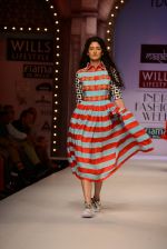 Model walk the ramp for Masaba Gupta_s show at the Day 1 on WIFW 2014 on 9th Oct 2013 (329).JPG