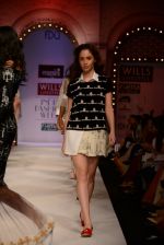 Model walk the ramp for Masaba Gupta_s show at the Day 1 on WIFW 2014 on 9th Oct 2013 (347).JPG