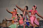 Dona Ganguly_dance performance at Durga pooja in Mumbai on 10th Oct 2013 (48)_52578c9de36fe.JPG