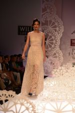 Model walk the ramp for Geisha show at the Day 1 on WIFW 2014 on 9th Oct 2013 (49)_52578a889053e.JPG