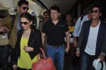 Shahrukh Khan, Madhuri Dixit return from Australia in Mumbai on 11th Oct 2013 (11)_52595ed327463.JPG