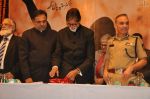 Amitabh Bachchan, Javed Akhtar launches Satya Pal_s book in Rangsharda, Mumbai on 14th Oct 2013 (70)_525ceebf6b9be.JPG
