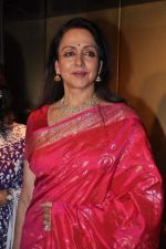 Hema Malini at the launch of art and couture exhibition in Taj President, Mumbai on 14th Oct 2013 (34)_525cf7a75c0a6.JPG