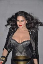 Veena Malik photo shoot in Andheri, Mumbai on 14th Oct 2013 (26)_525cef6de1bb8.JPG