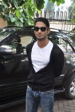 Prateik Babbar remembers Smita Patil on her B_day, spends time with Save the children NGO on 17th Oct 2013 (5)_5260a7a7cdae2.JPG